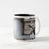 Zweiter WeltkriegC-47dakota-Transportflugzeuge, Zweifarbige Tasse (VorderseiteRechts)