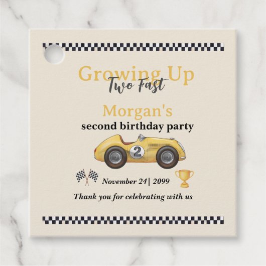 Zweites Kind von zwei schnellen gelben Rennwagen Geschenkanhänger (Vorderseite)