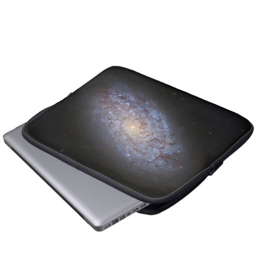 Zwerg Galaxy Ngc 5949. Laptopschutzhülle (Vorne Knopf)