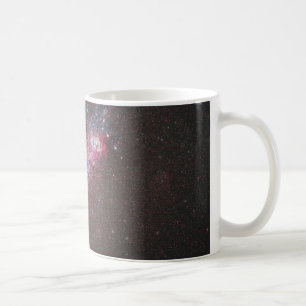 Zwerg Unregelmäßige Galaxie NGC 4214, vorgestellt  Kaffeetasse