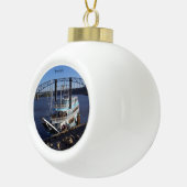 Zwiebelball oder Schneeflocke Keramik Kugel-Ornament (Rechts)