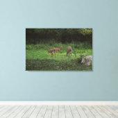 Zwillinge und ihre Mutter Leinwanddruck (Insitu (Holzboden))