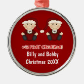 Zwillinge: Unser erstes Weihnachten kundengerecht Ornament Aus Metall (Vorne)