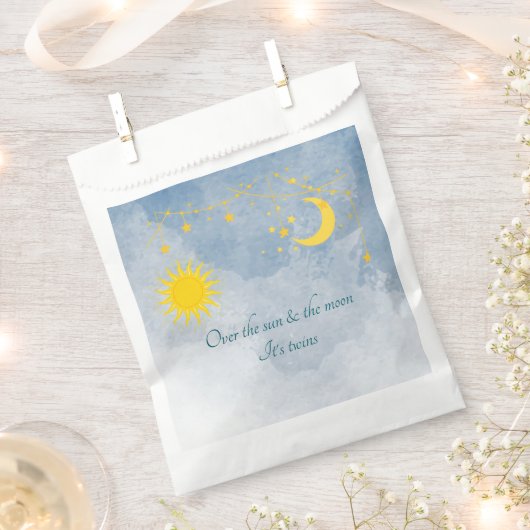 Zwillingsdusche - Über Sonne und Mond Geschenktütchen (Ausgeschnitten)