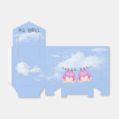 Zwillingsmädchen, die an der Wäscheleine hängen Geschenkschachtel (Ungefaltet)