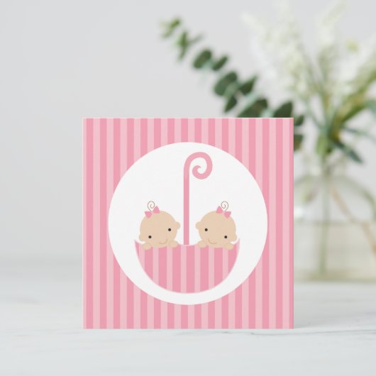 Zwillingsmädchen in Rosa Einladung (Stehend Vorderseite)