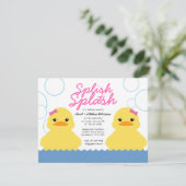 Zwillingsmädchen JEDES ALTER Gummi DUCKY BIRTHDAY  Einladung (Stehend Vorderseite)