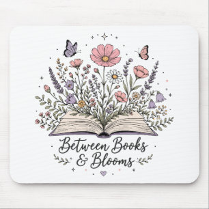Zwischen Büchern und Blüten Buchliebhaber Leser Mousepad