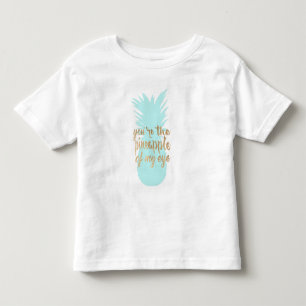 Zwischen dem Rot I Kleinkind T-shirt
