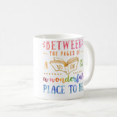 Zwischen den Seiten Kaffeetasse (VorderseiteRechts)