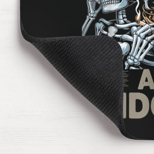 Zwischen Idk, I und Idgaf, Funny Skeleton Gan Mousepad (Ecke)