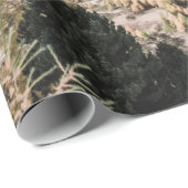 ZWISCHEN ZWEI BERGEN GESCHENKPAPIER (Rolleneckpunkt)