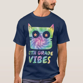 Zwölfte 12. Klasse Vibes Niedliche Gefärbte Krawat T-Shirt