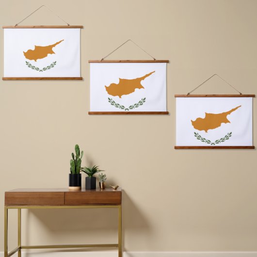 Zypern-Flagge Wandteppich Mit Holzrahmen (Asymmetrisch)