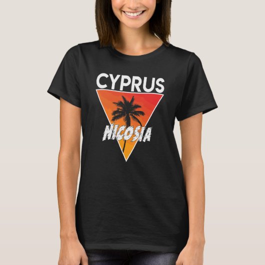 Zypern mit sonnigen Farben T-Shirt (Vorderseite)